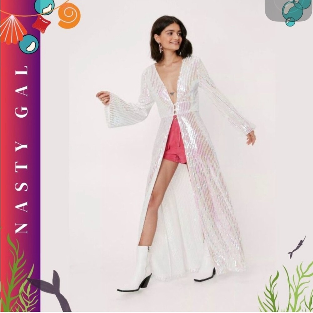 Nasty Gal Sequin Detail Button Down Longline Blouse